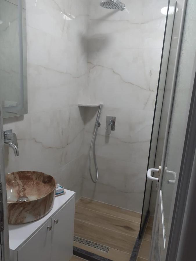 Lovely 1-Bedroom Apartment In Saranda Zewnętrze zdjęcie